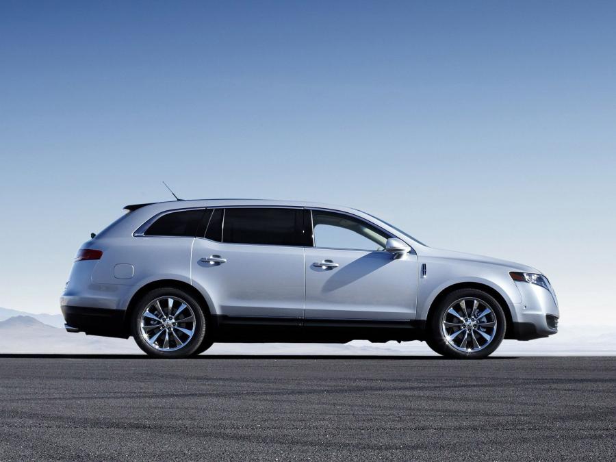  Lincoln MKT 2010 года  (фото 7 из 79)